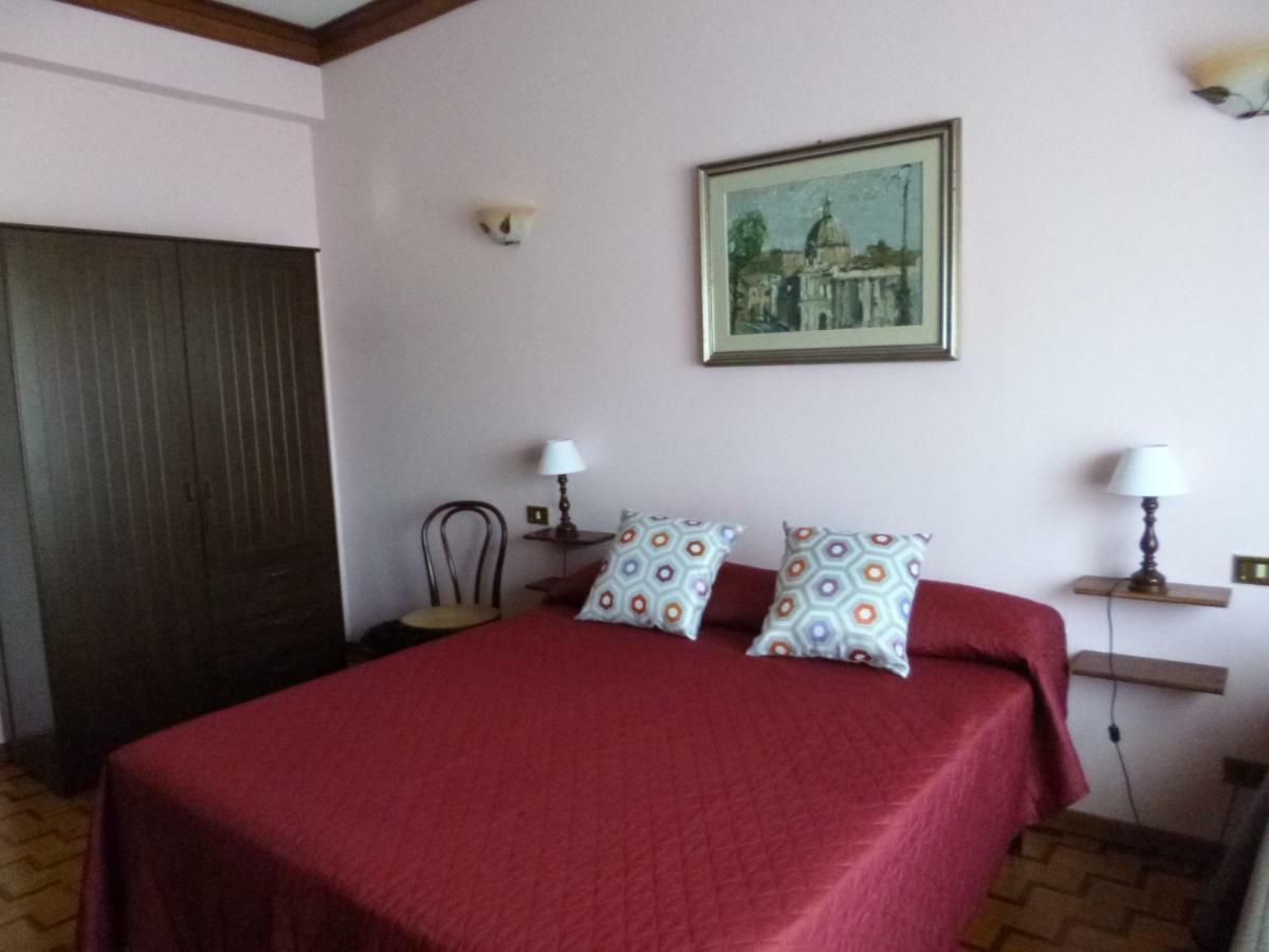 Gianicolo Residenza Carini Villa - Rome — Foto 1